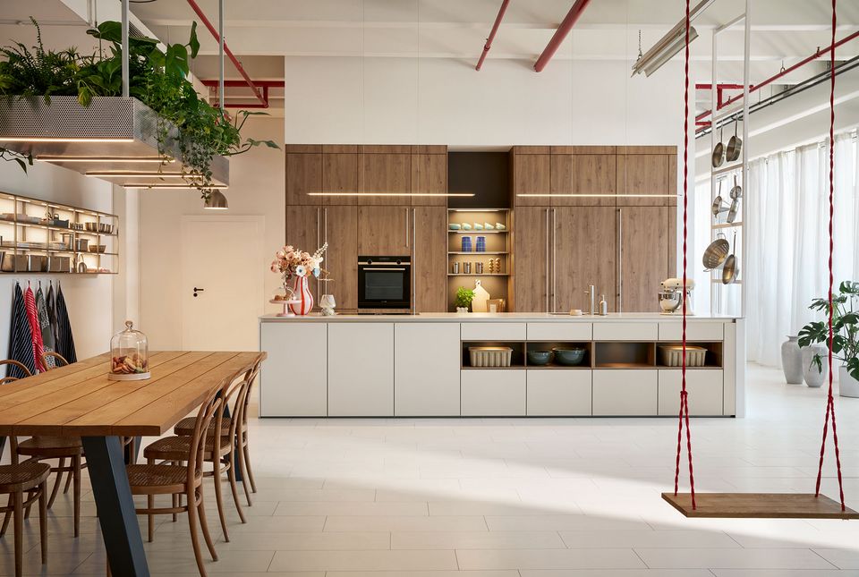 Детали комплектации кухни Hettich